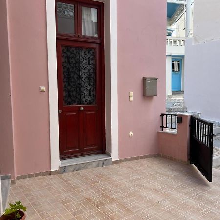 Ermoupoli, Syros City Apartments Extérieur photo