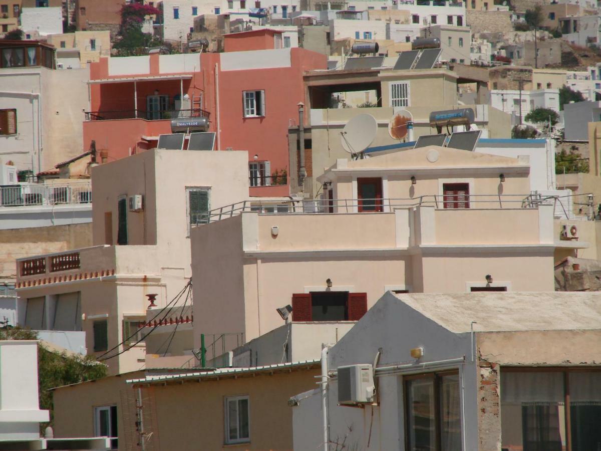 Ermoupoli, Syros City Apartments Extérieur photo